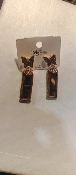 Stone Earing