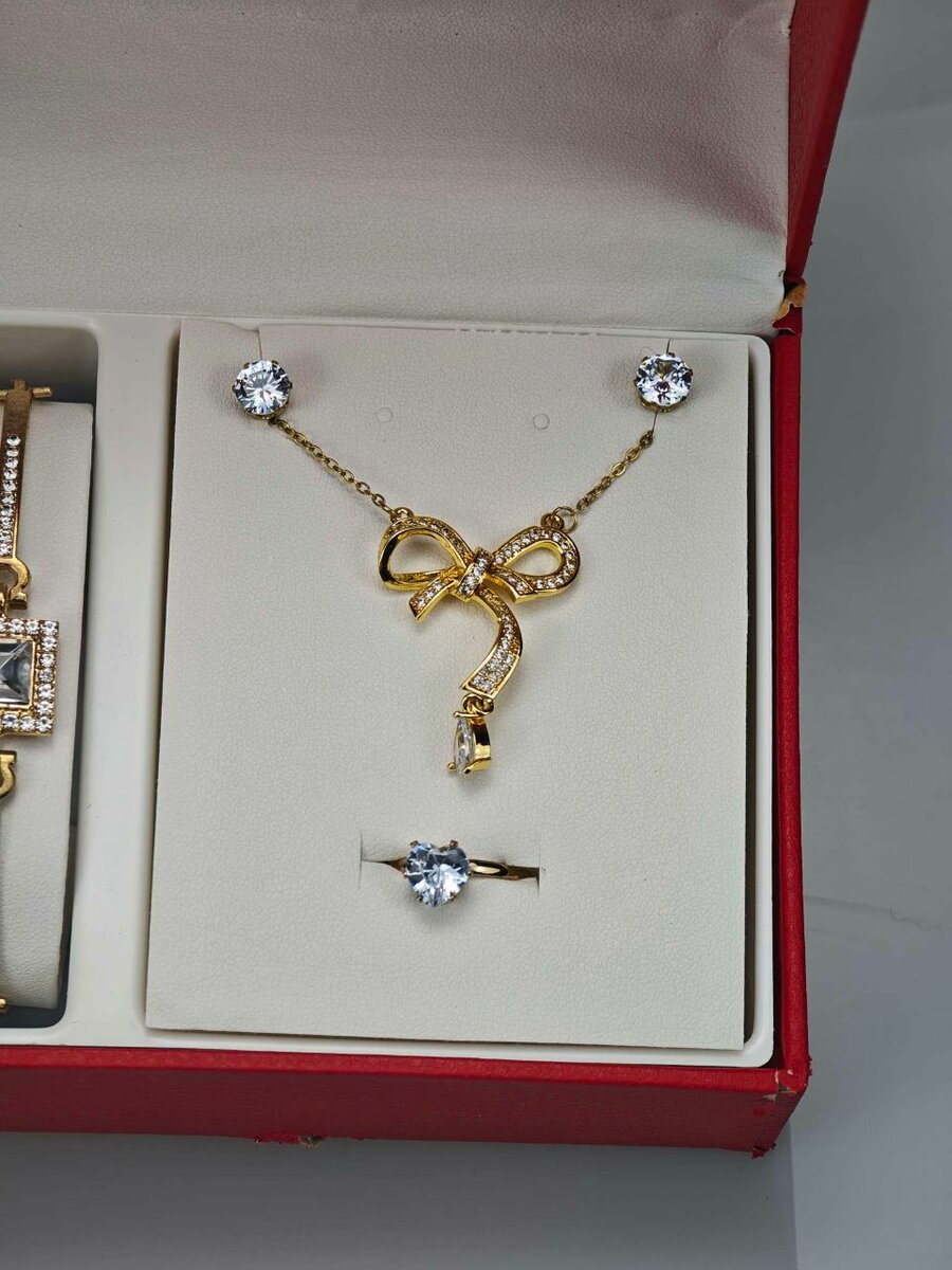 Parure élégante or et diamant