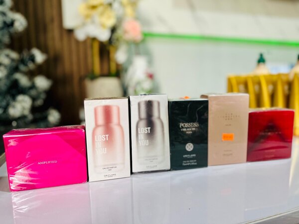 Men & women perfumes