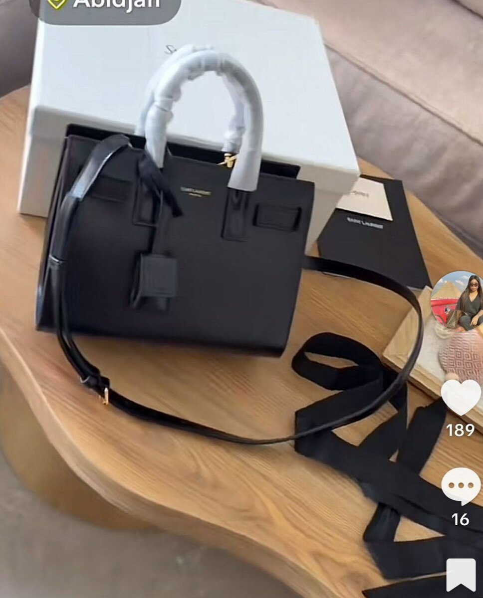 Sac à main moderne en cuir