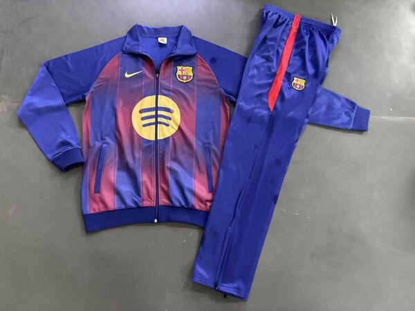 Ensemble de survêtement sportif