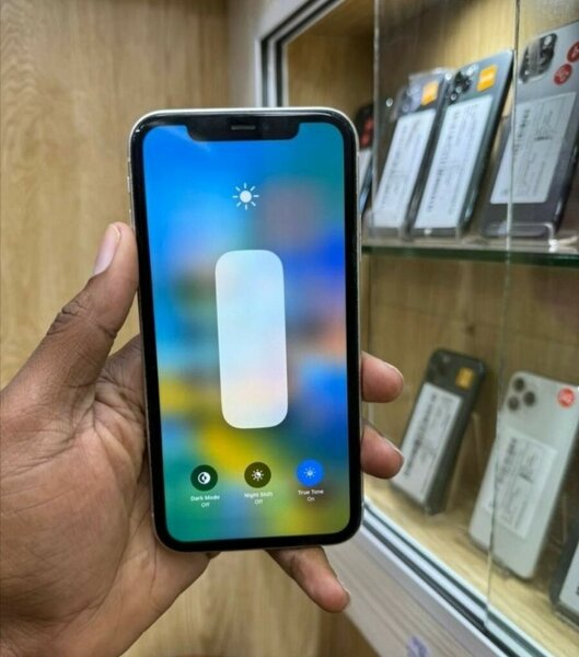 iPhone 11 Blanc 64 Go
