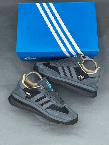 Baskets Adidas Homme