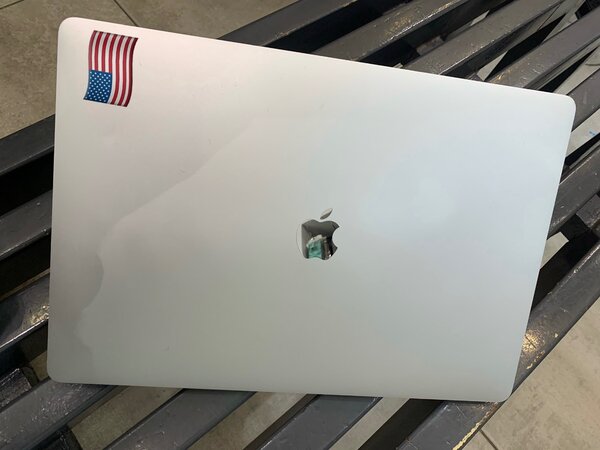 Apple Machook Pro 16inches