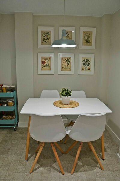 Ensemble de table à manger moderne