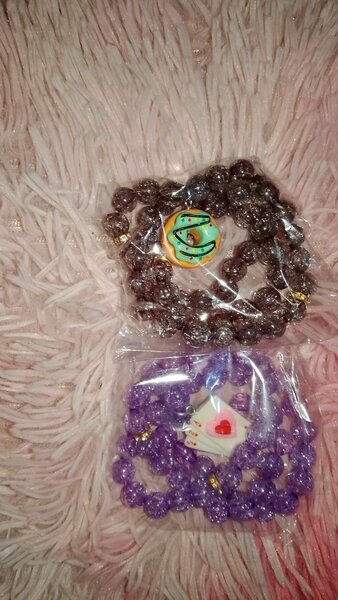 Bracelet perlé violet glamour