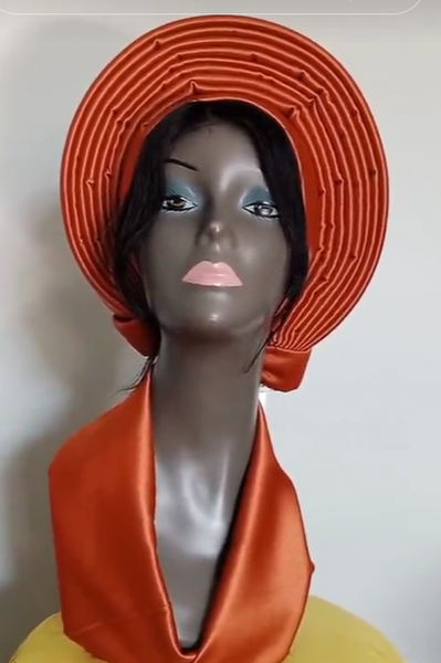 Women's headdress for a wedding celebration