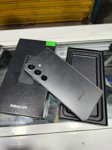 Smartphone Samsung Galaxy S24