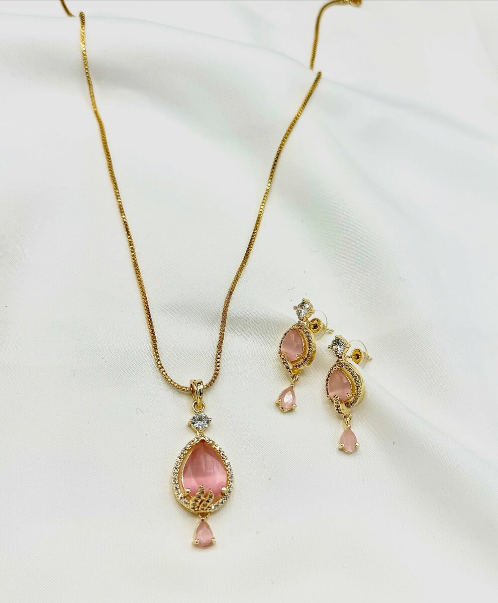 American Diamond 1 karat Pendant set