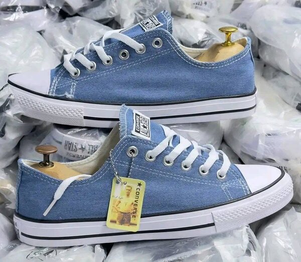 All Star Converse jeans