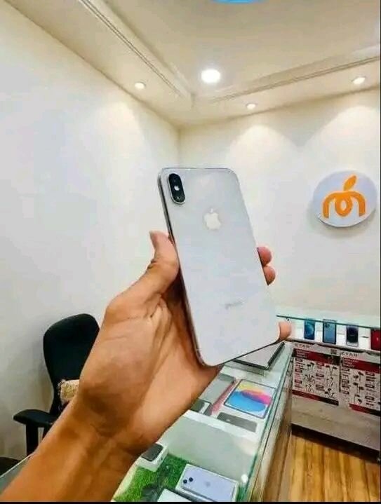 iPhone argent élégant