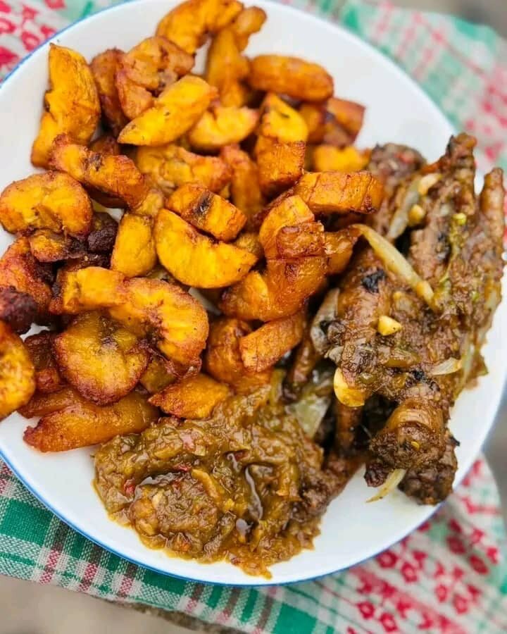 Poulet Grillé et Plantains