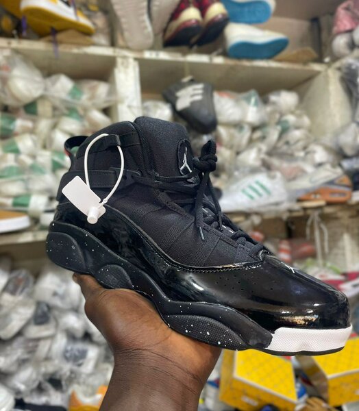 Paire de basket Jordan