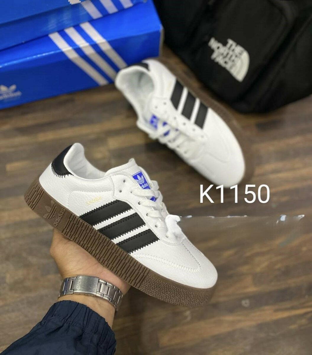 Addidas sneakers