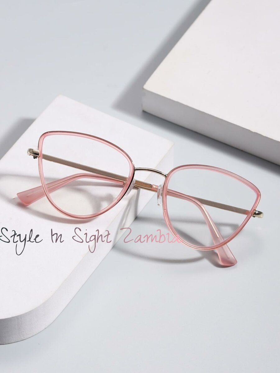 Image glasses, in glossy frame, for work at the computer and telephone with protection against screen radiation