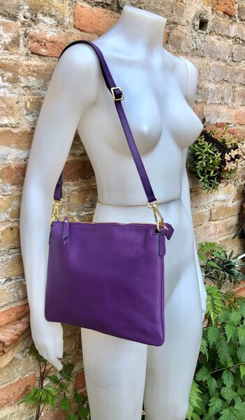 Shoulder / Crossed Bag