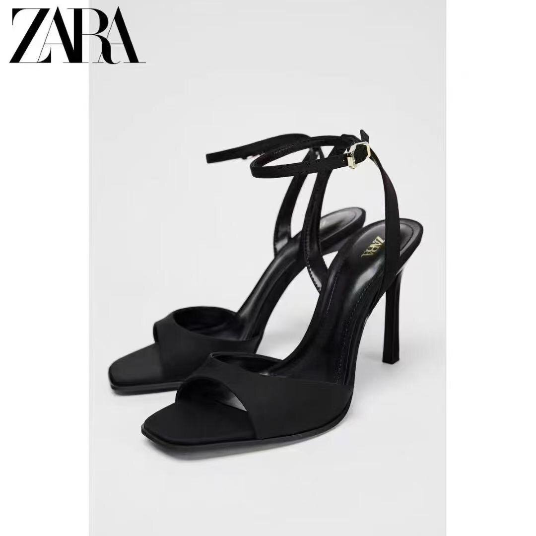 Chaussures à talons Zara