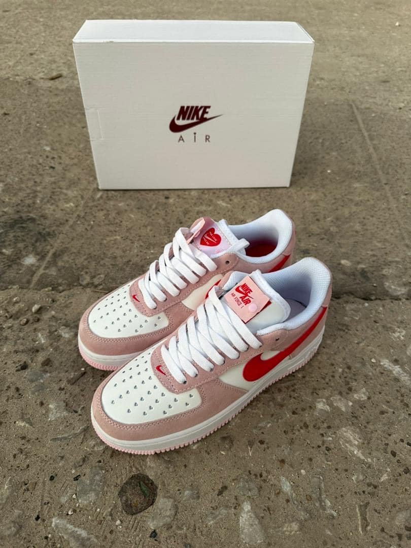 Chaussure blanc rose