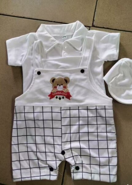 Ensemble bébé avec ours