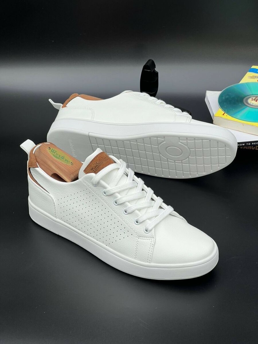 TIMBERLAND ALL WHITE