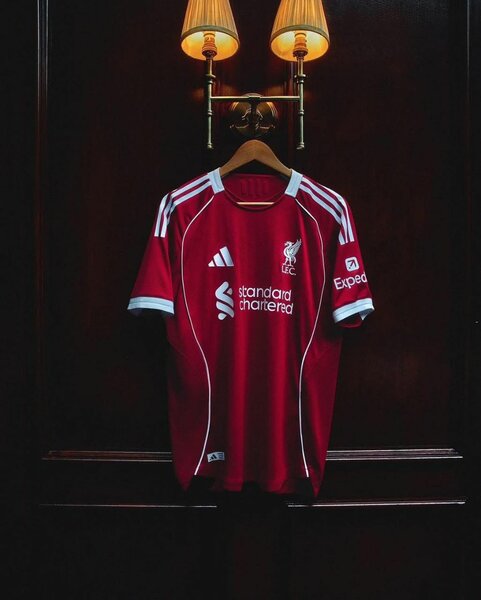Maillot de football rouge Liverpool