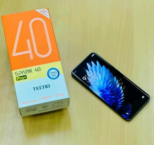 Tecno Spark 40 Pro