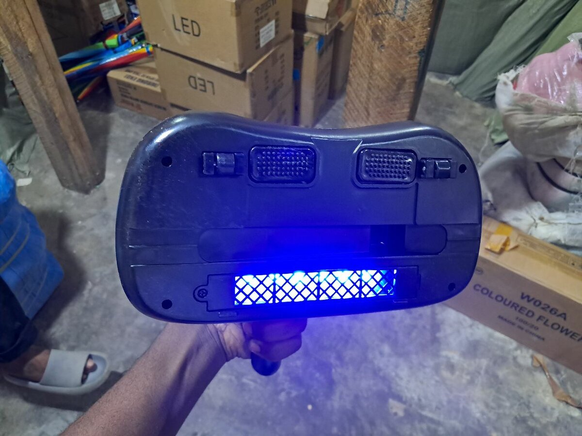 Rechargeable vacuum cleaner