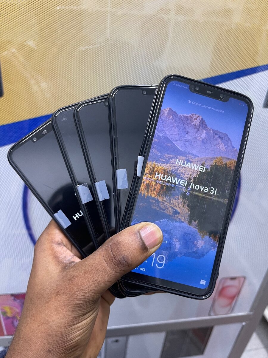 Huawei Nova 3i Smartphone