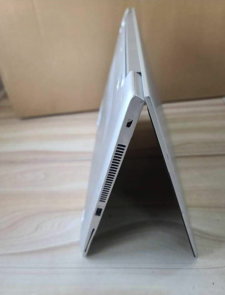 Ordinateur Portable Ultrabook HP