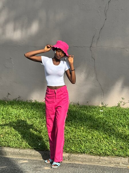 Wide-Leg jean pants + a hat