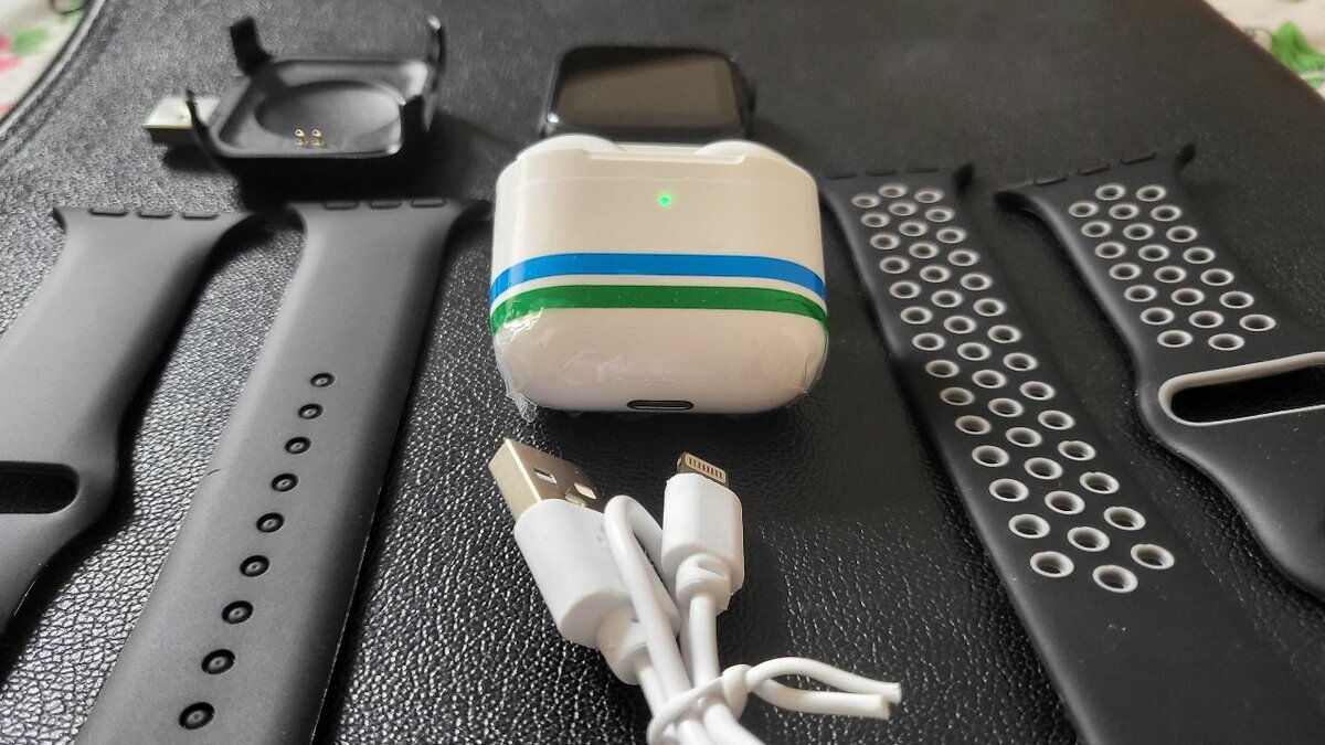 SMART WATCH W26 PRO MAX +AIRPOD PRO 5+ 2 BRACELETS
