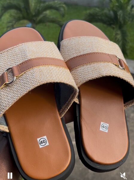 Sandales en cuir et toile