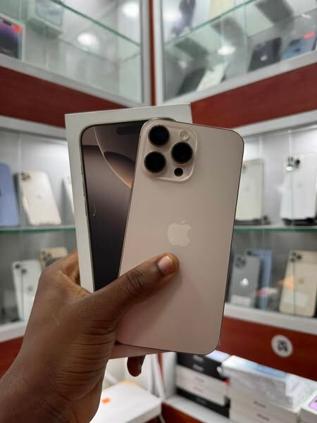 IPHONE 16 PRO MAX 256GIGA