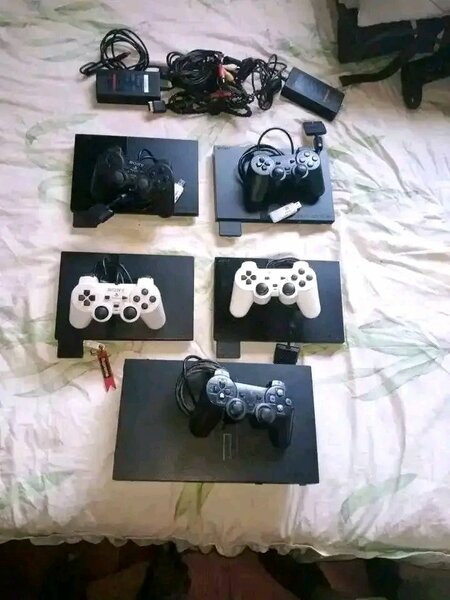 Console PS4 avec jeux inclus