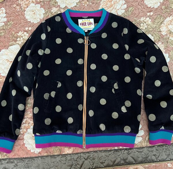 Ветровка , бомбер материал вельвет , размер м