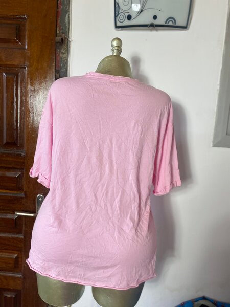 T-shirt rose ample