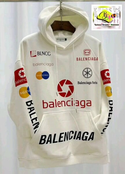 T-shirt graphique moderne