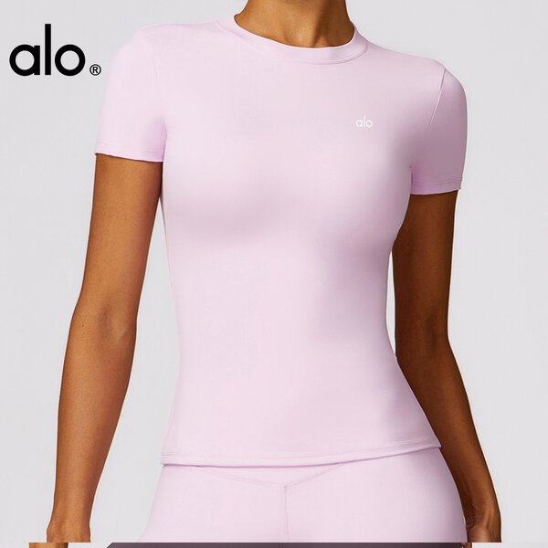 Женская фитнес одежда Alo