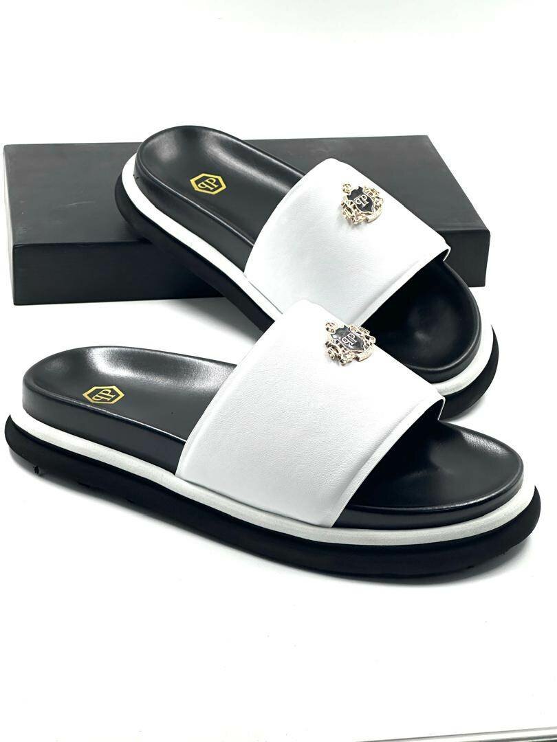 Solid double sold fashion slippers