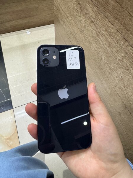 iPhone 12