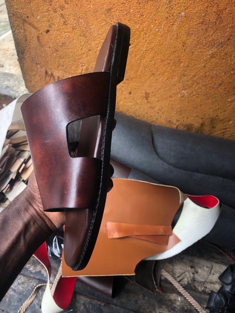 Sandales en cuir homme