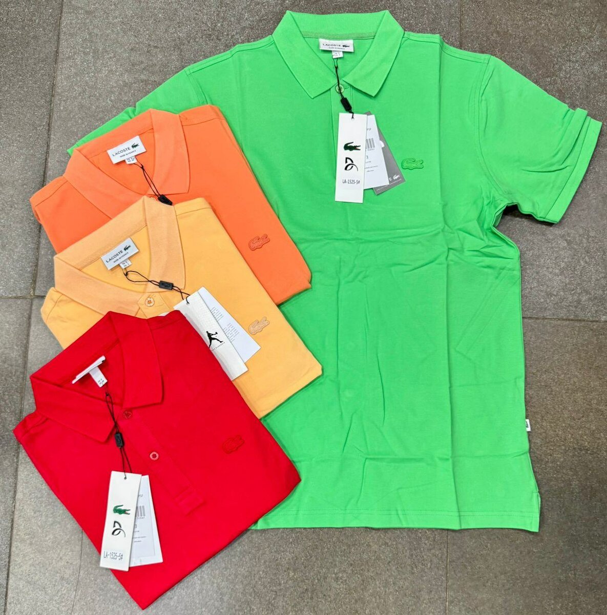 Polos en coton coloré pour hommes