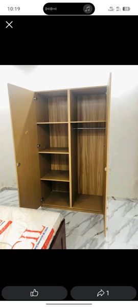 Armoire en bois moderne