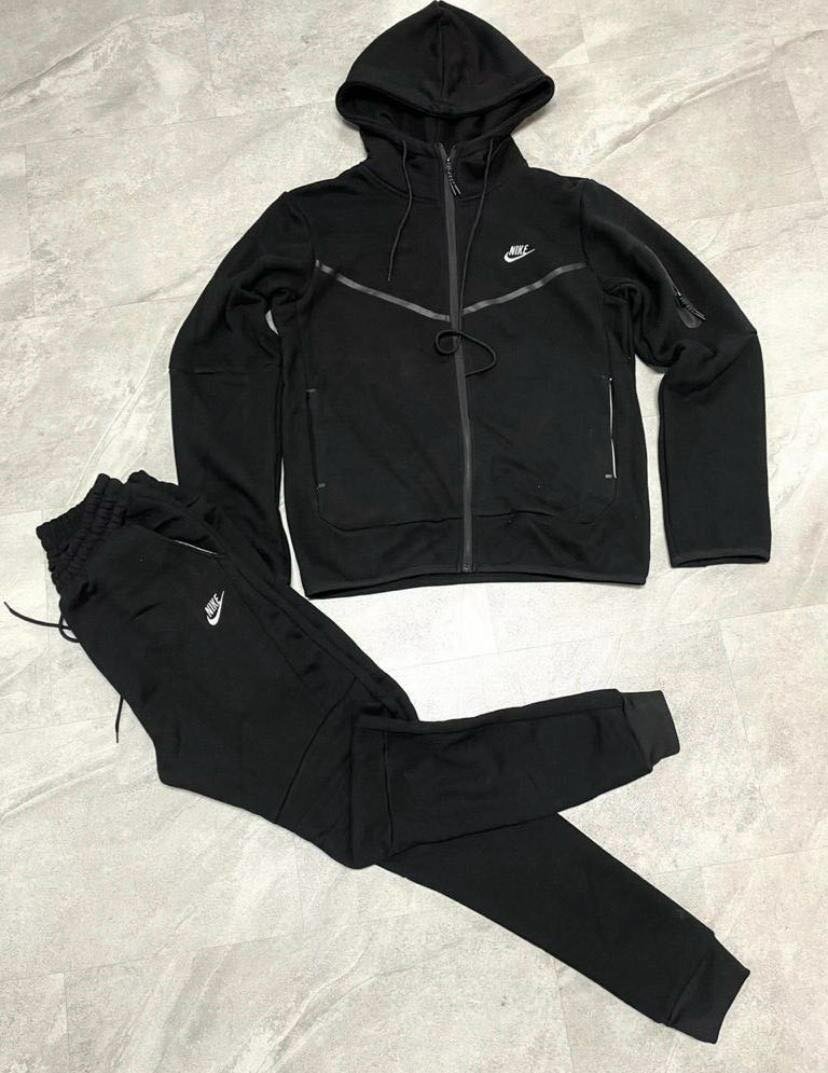 NIKE TECH FLEECE original