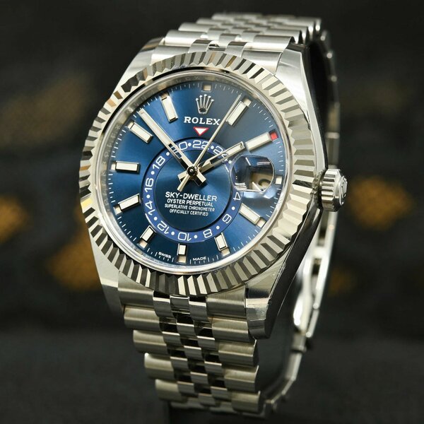 Montre Rolex Sky-Dweller Bleu