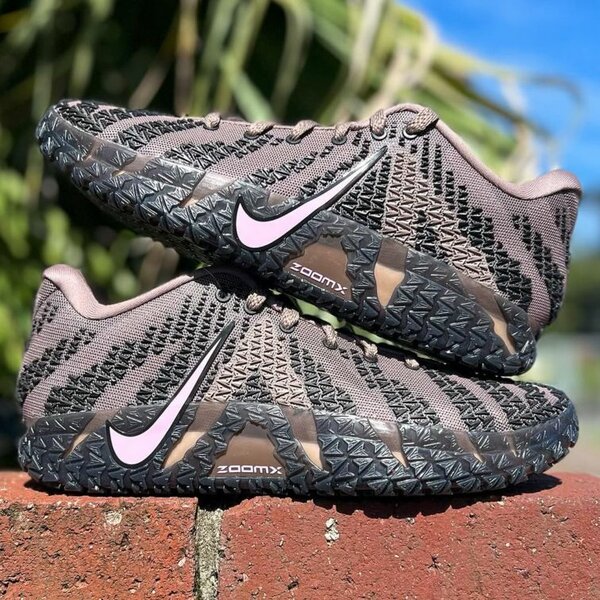 NIKE JA 3 EP MINK BROWN