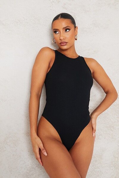 Body noir sans manches