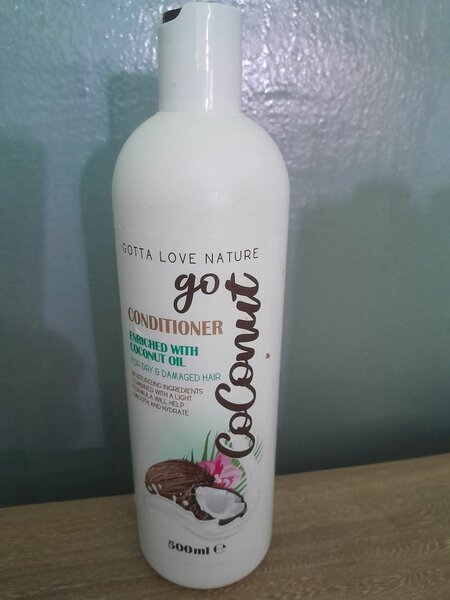 Après-shampooing à l'huile de coco