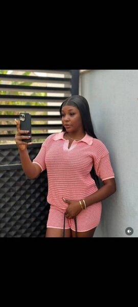 Tenue décontractée rayée