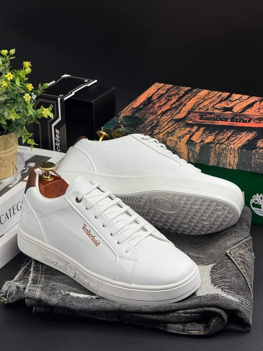 TIMBERLAND ALL WHITE